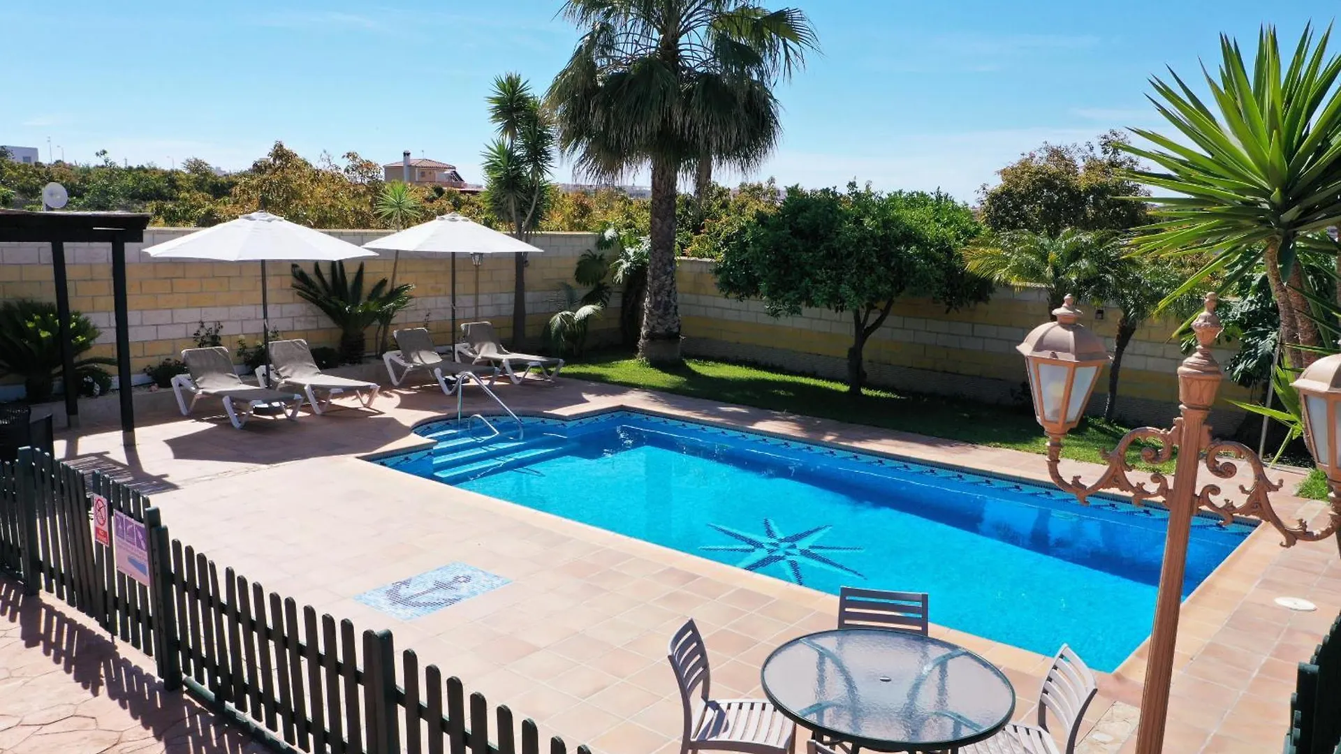 Villa Rocio By Spainsunrentals 1008 네르하